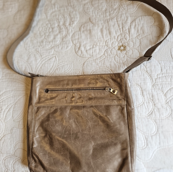 Crossbody Rudsak purse - Picture 3 of 6